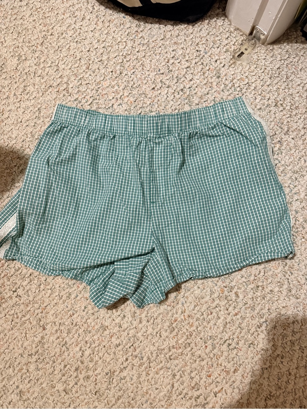 Old Navy Green Gingham Athletic Lounge Shorts